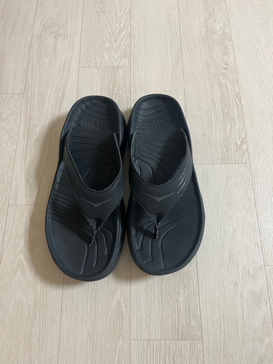 호카 오라 리커버리 플리플랩 280 상품이미지1