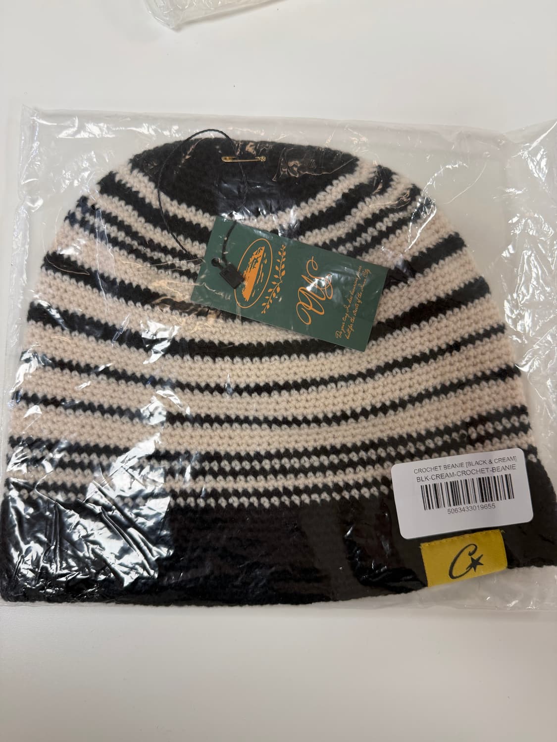 코르테이즈 corteiz crochet 비니 화이트 블랙 상품이미지1