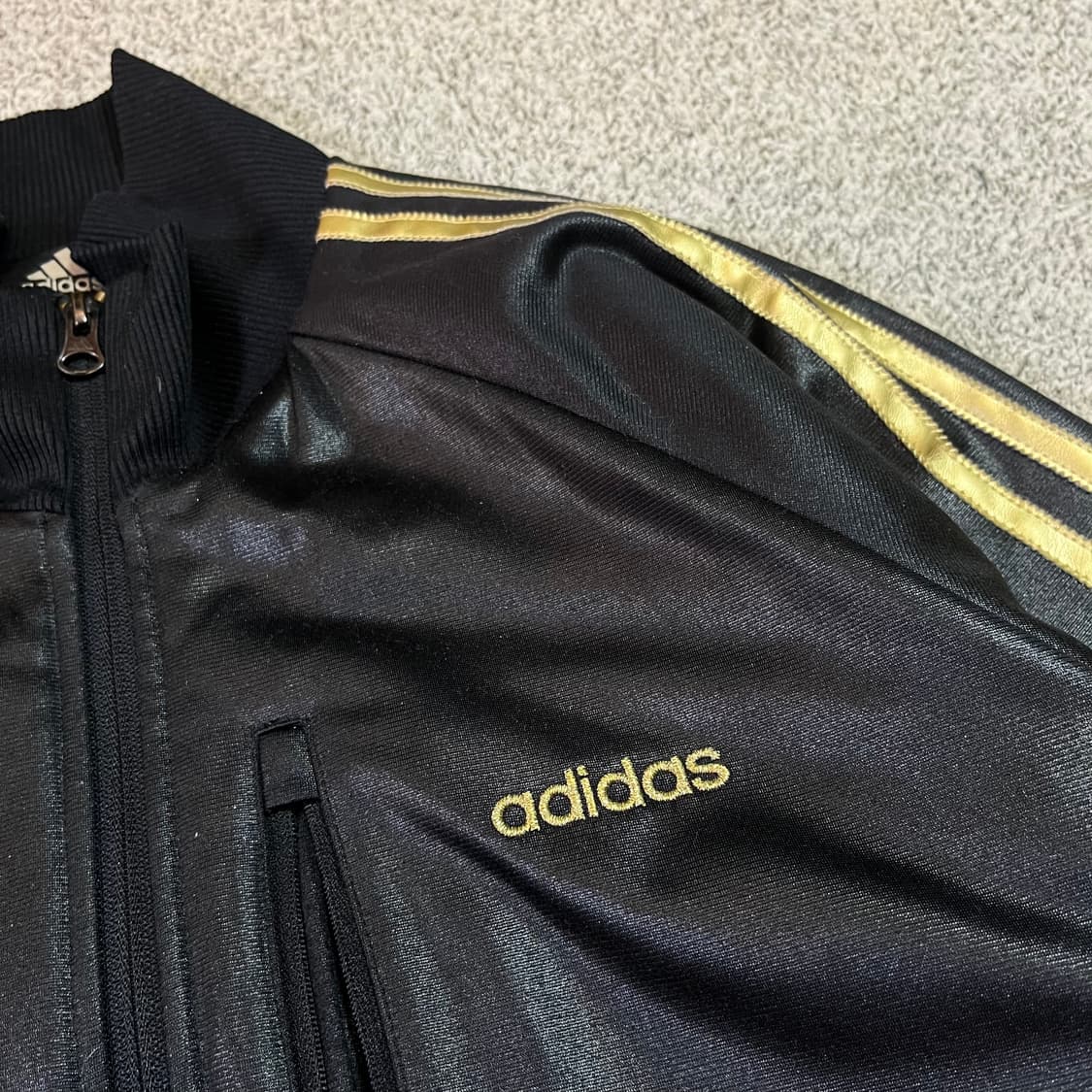 아디다스 빅로고 패디드 트랙탑 점퍼 상품이미지4