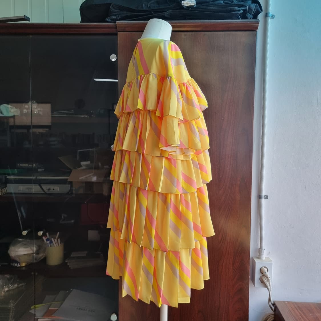 MSGM 멀티컬러 프릴 원피스 (55-날씬66/표기42) 상태최상 상품이미지2