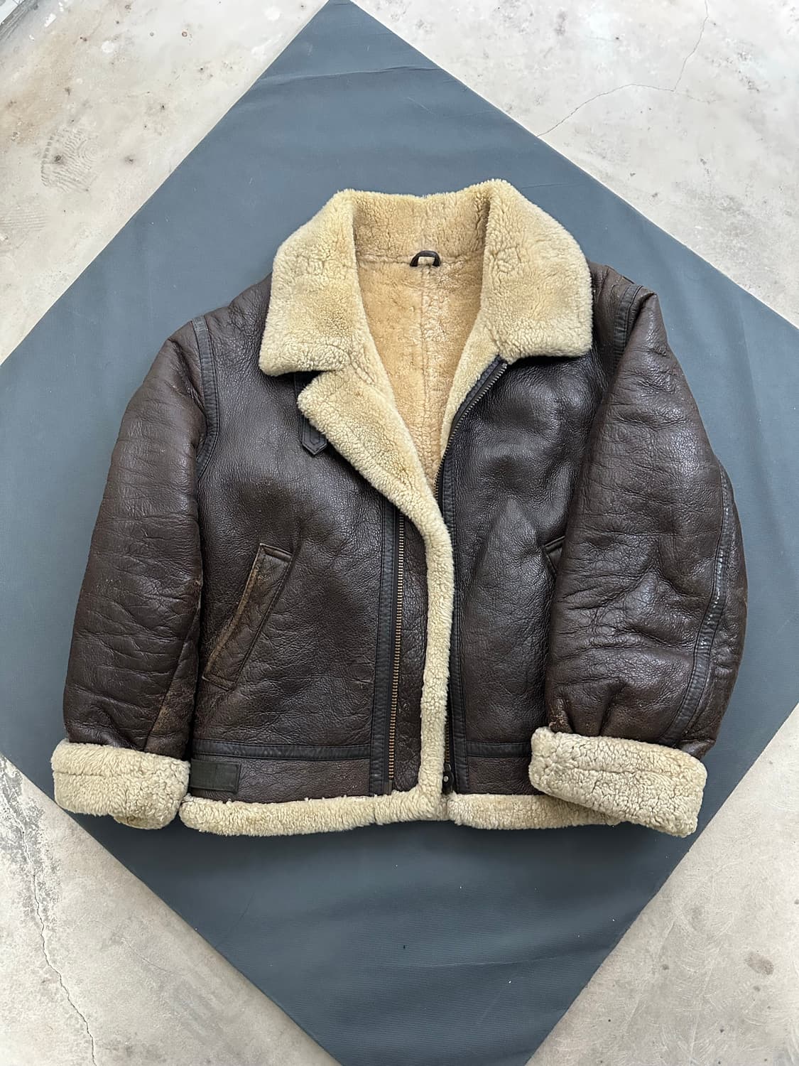 B-3 딥브라운 무스탕  상품이미지2