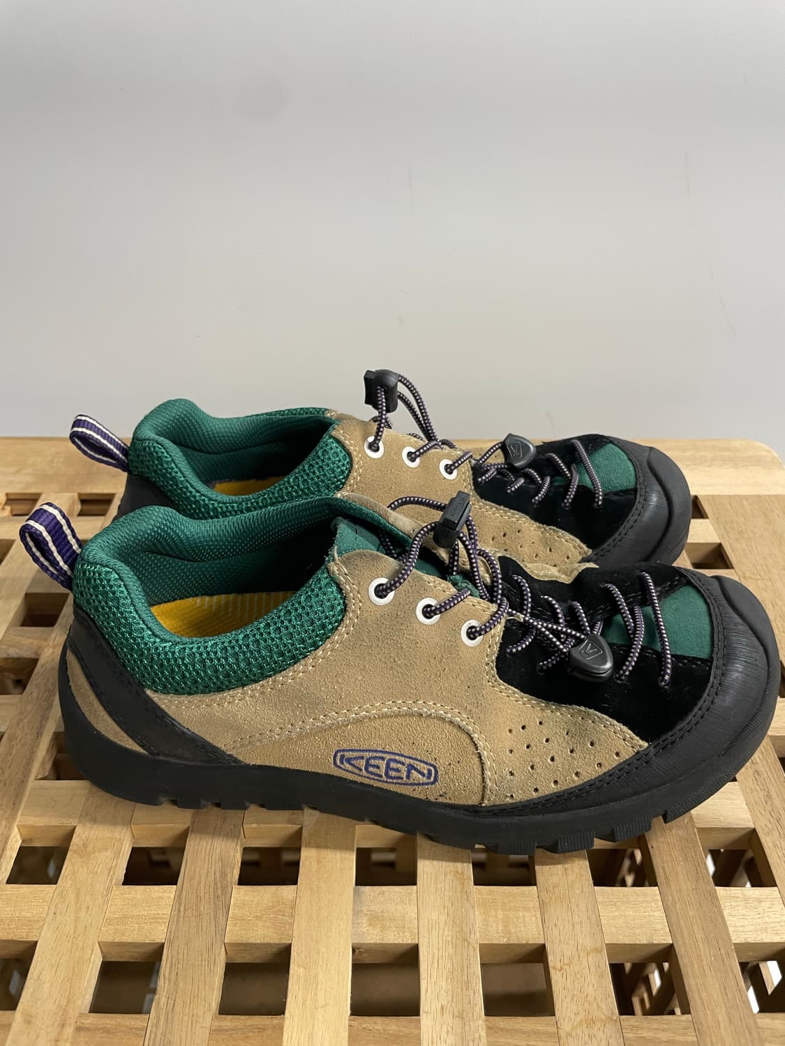 킨 KEEN 재스퍼 스니커즈 255mm 상품이미지2