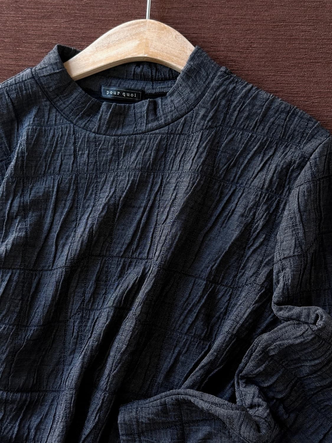 Volume pattern fabric stretched top 상품이미지1