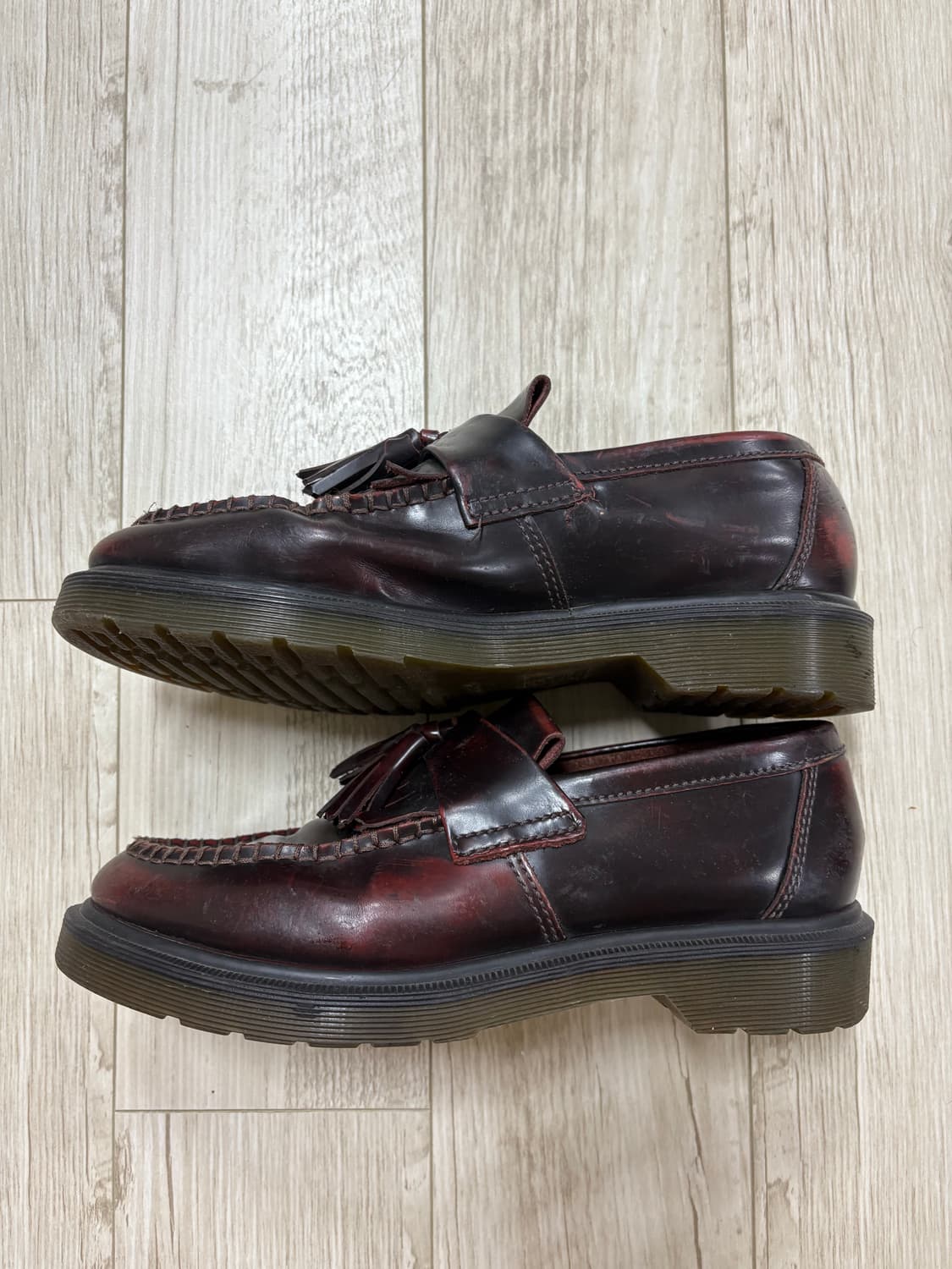 닥터마틴 아드리안 체리우드 260 상품이미지2