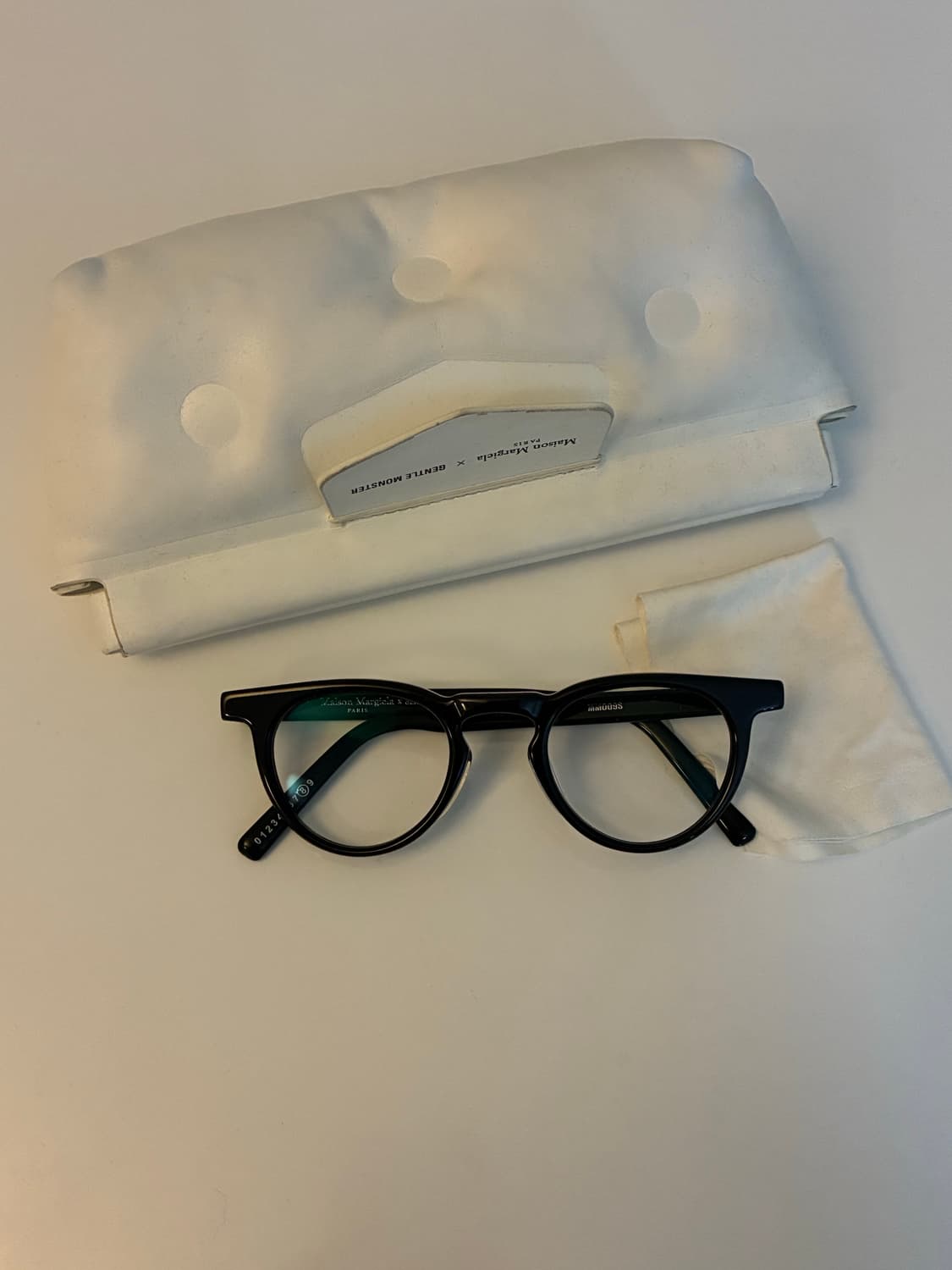 젠틀몬스터 X 메종마르지엘라 mm009S 클리어 블랙 상품이미지3