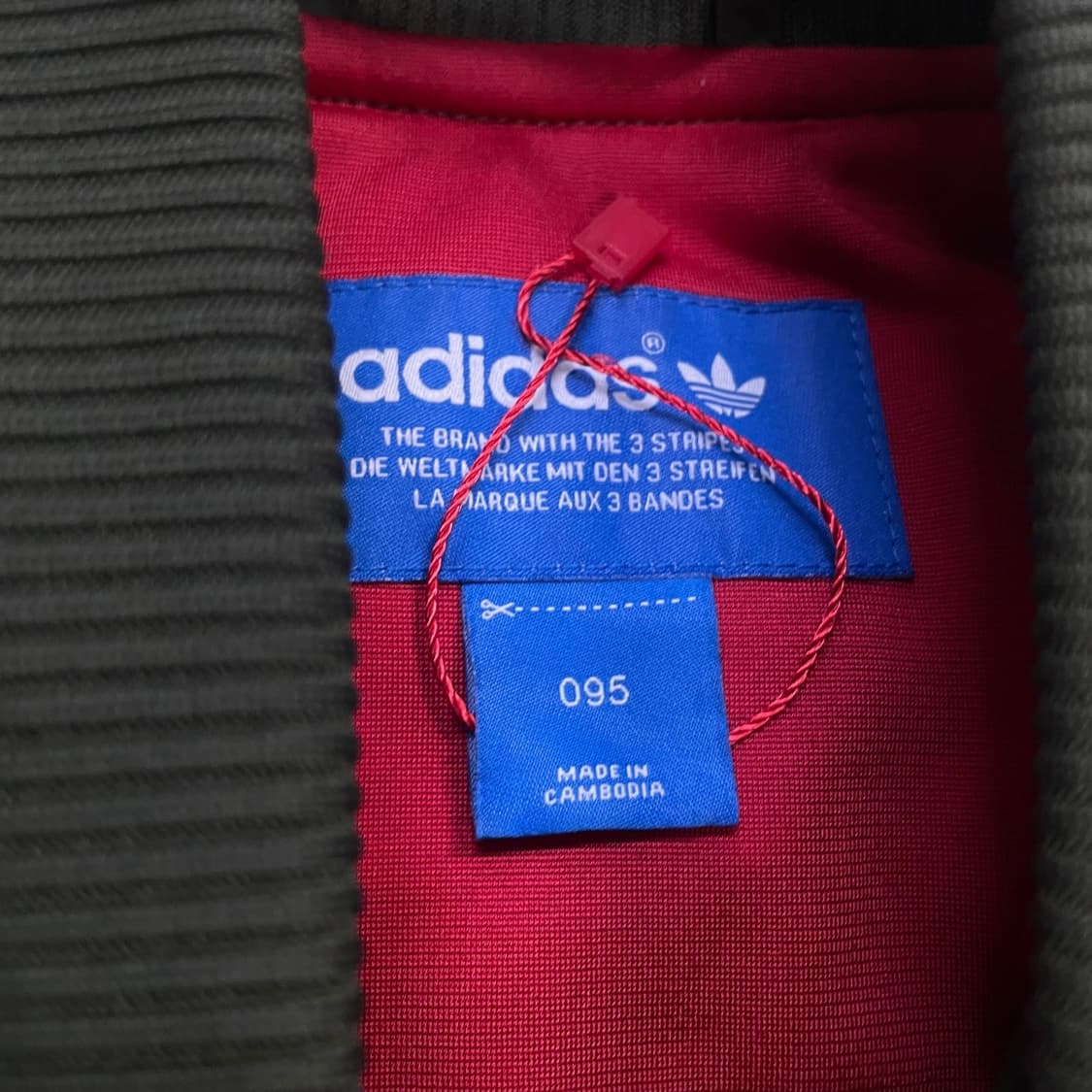 아디다스 슈퍼스타 퀄팅 자켓 카키 상품이미지3