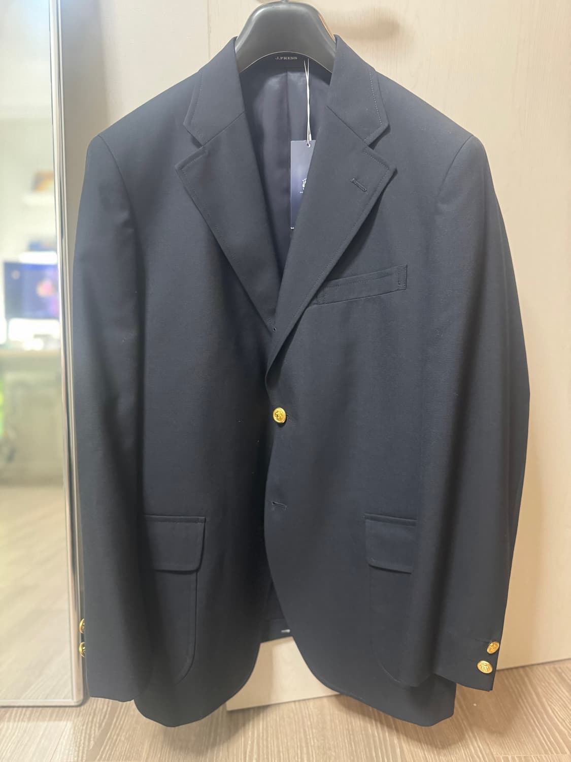 jpress 네이비 금장 블레이저 ab5 사이즈(국내95) 팝니다. 상품이미지1