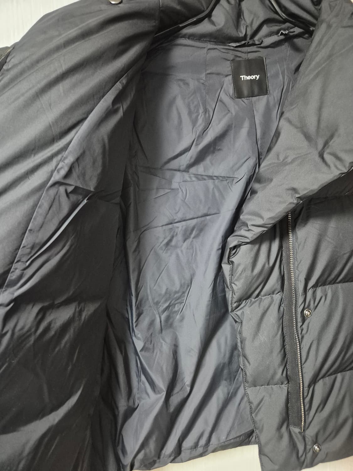 Theory  띠어리  오프셋 푸퍼 패딩 다운숏패딩 p 상품이미지8