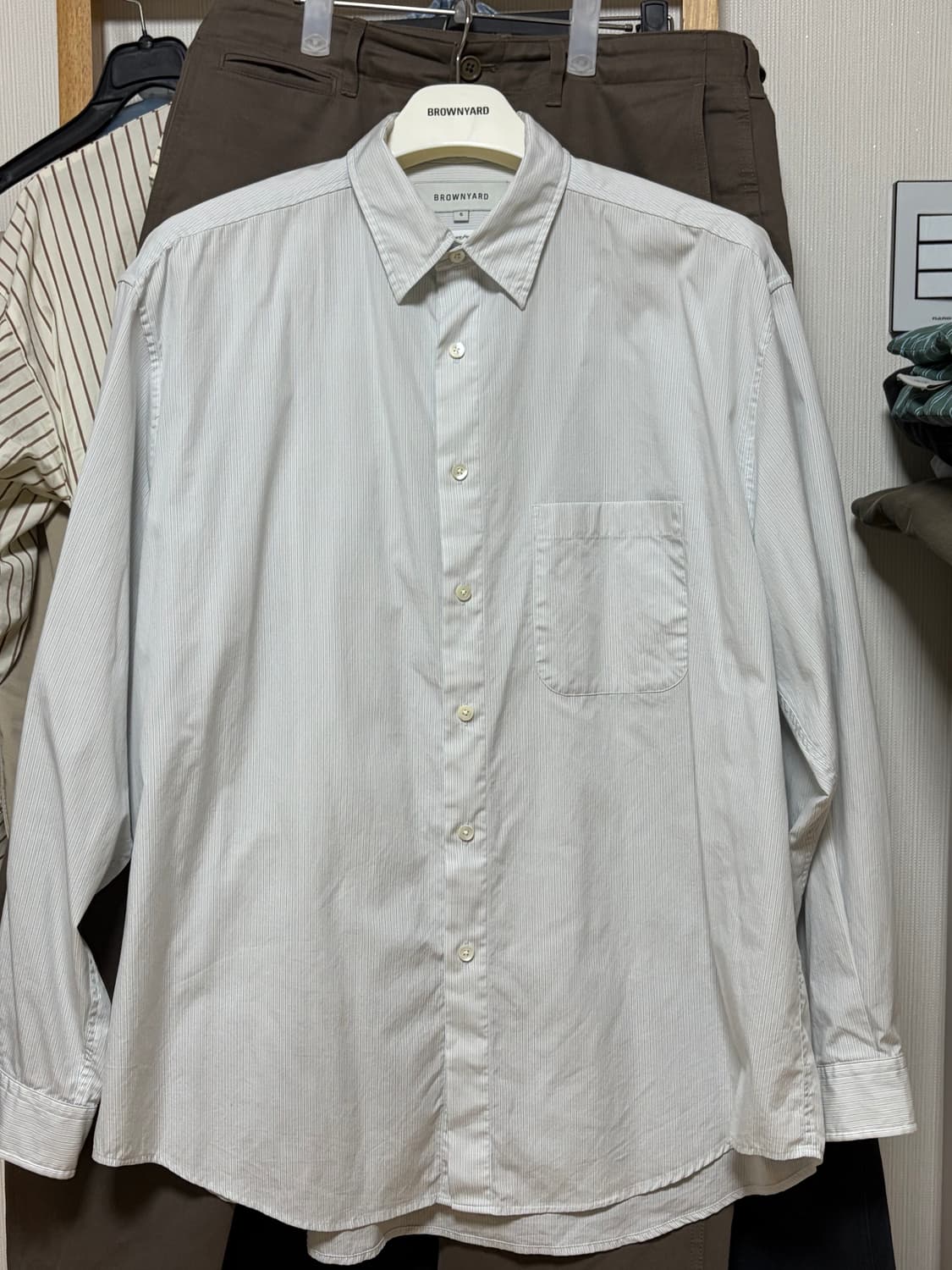 브라운야드 스트라이프 셔츠 상품이미지2