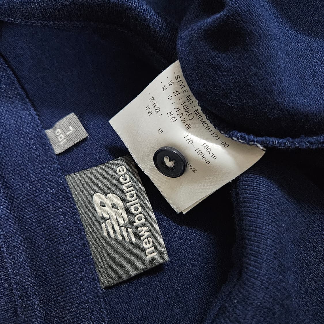 100 뉴발란스 X 보쉬 긴팔 카라티 네이비 상품이미지5