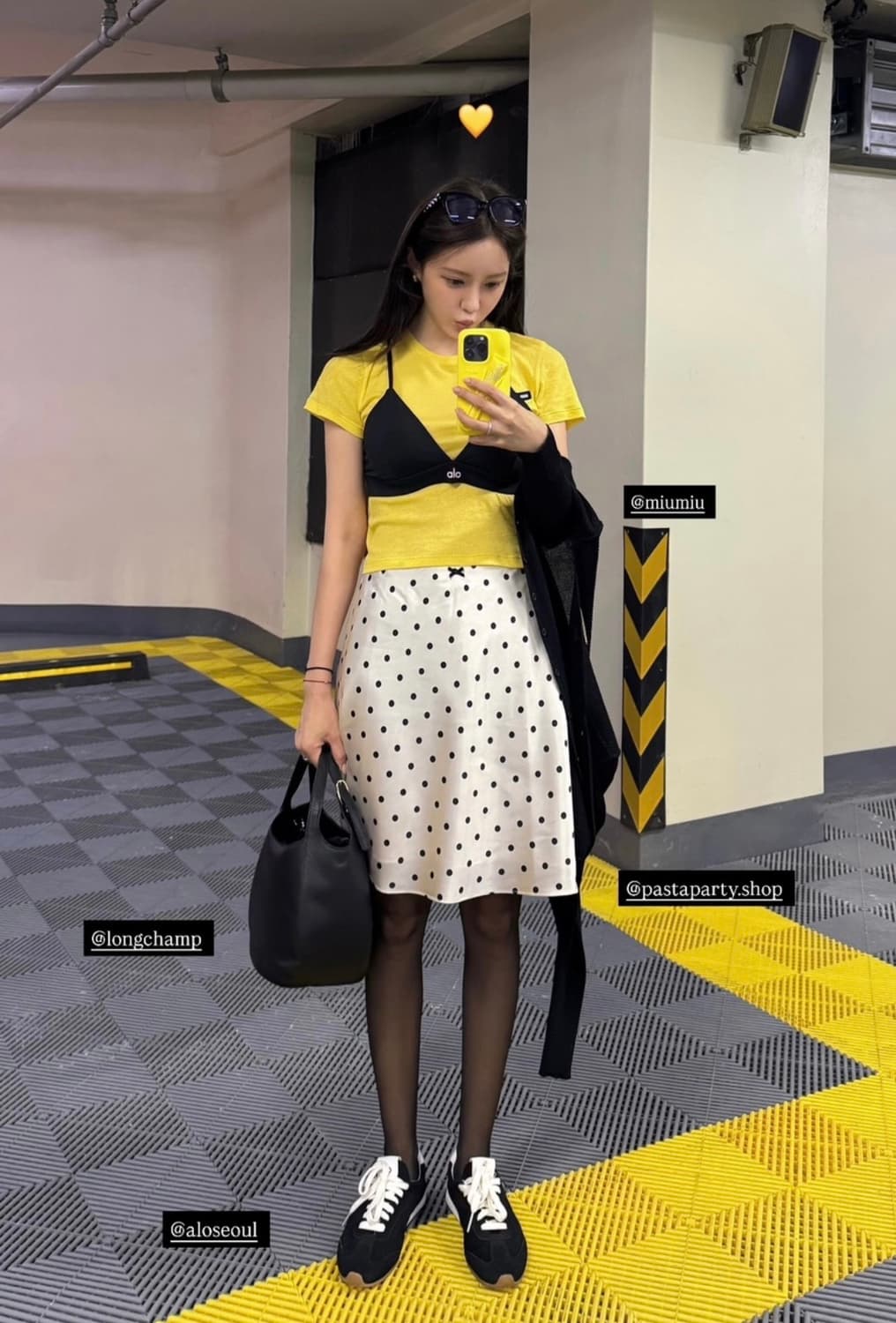 새상품) 알로요가 alo 선셋 스니커즈 블랙 7.5W 상품이미지1