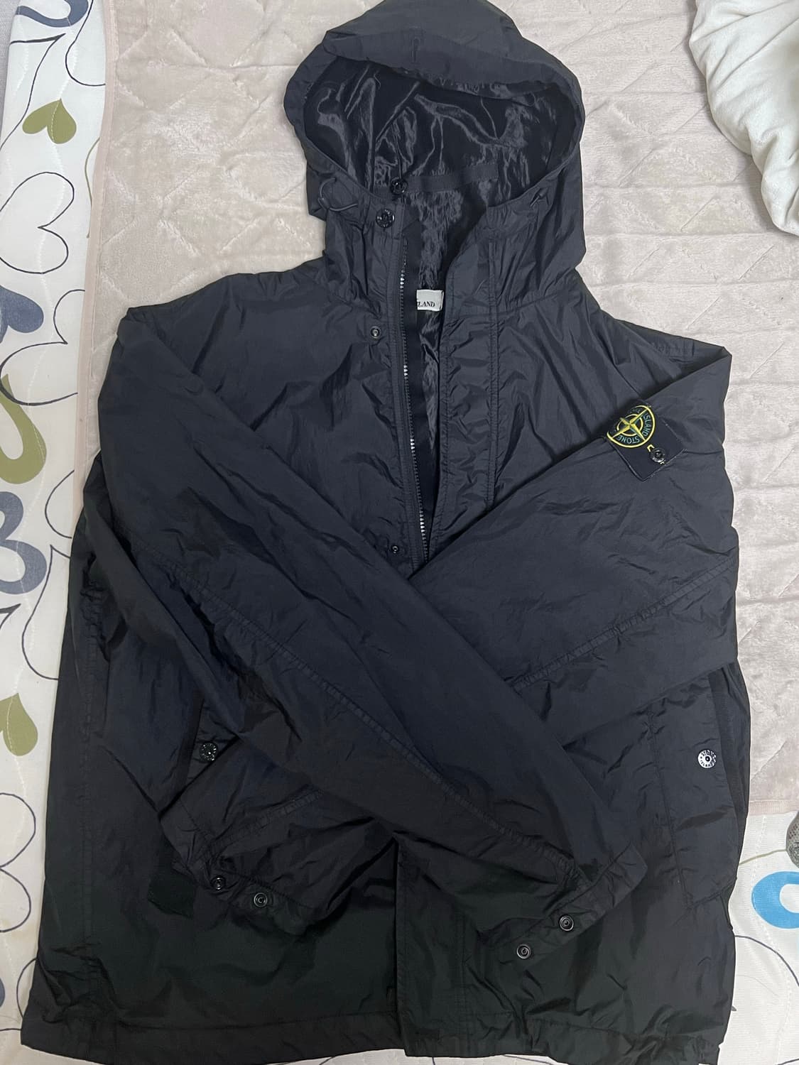 스톤아일랜드 25SS 크링클랩스 바람막이 L 상품이미지3