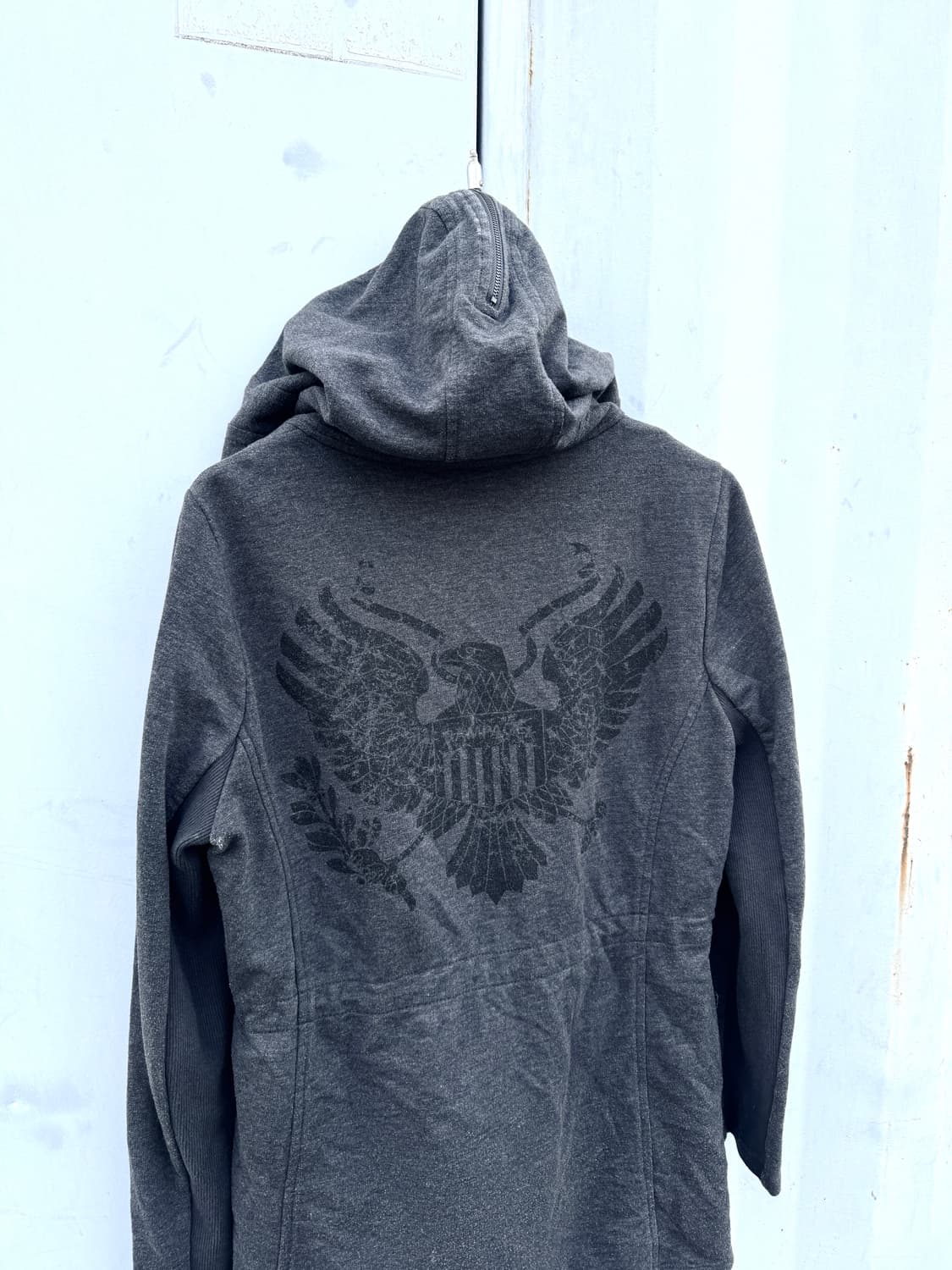 백 지퍼 포인트 후드 집업 상품이미지1