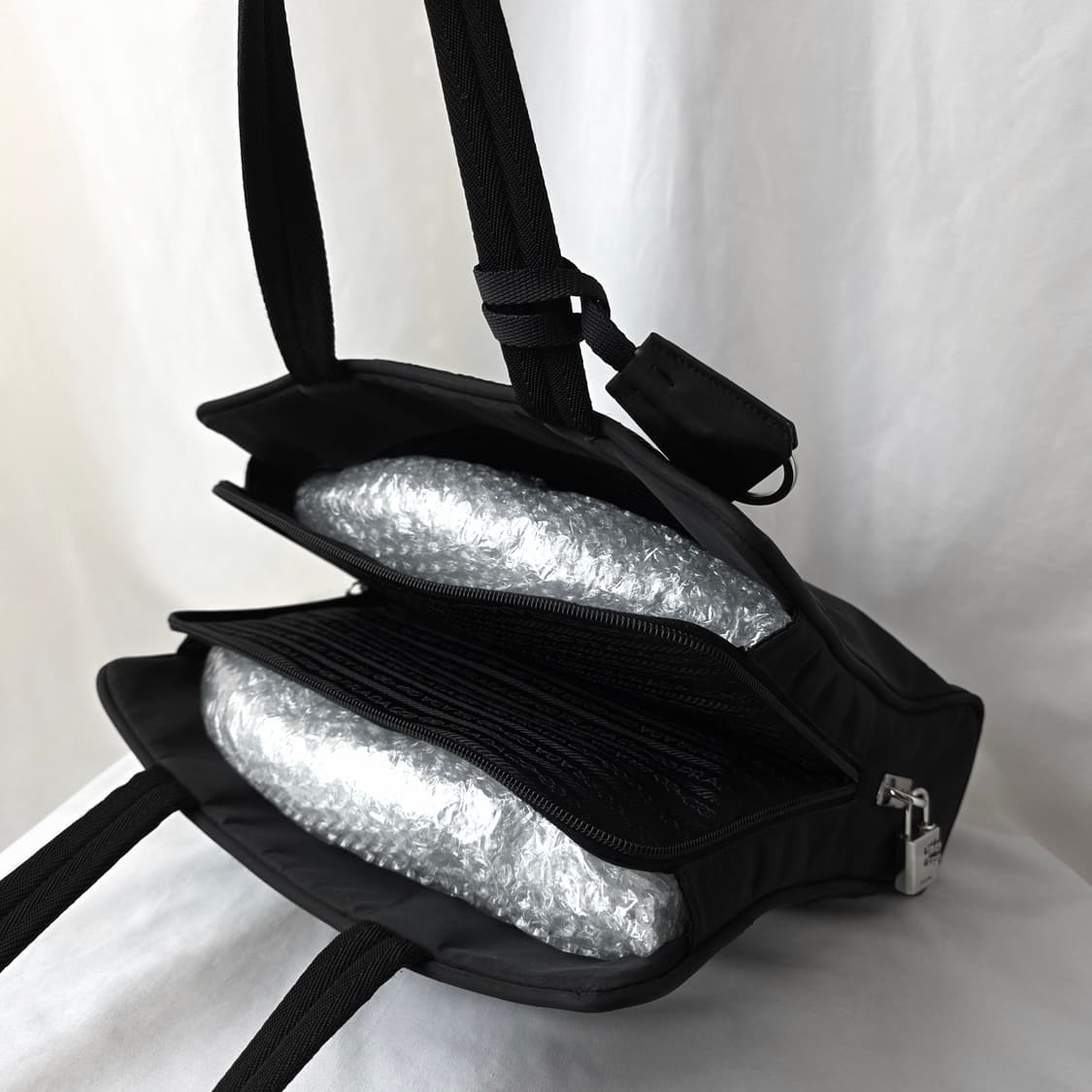 [정품 PRADA] 프라다 포코노 나일론 사각 토트백 서류가방 상품이미지8