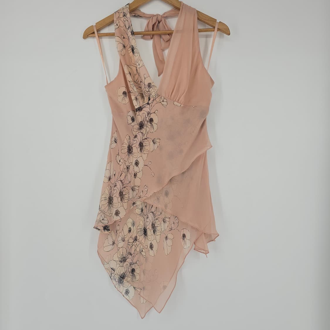 BCBG MAXAZRIA 실크 홀터넥 블라우스 상품이미지1