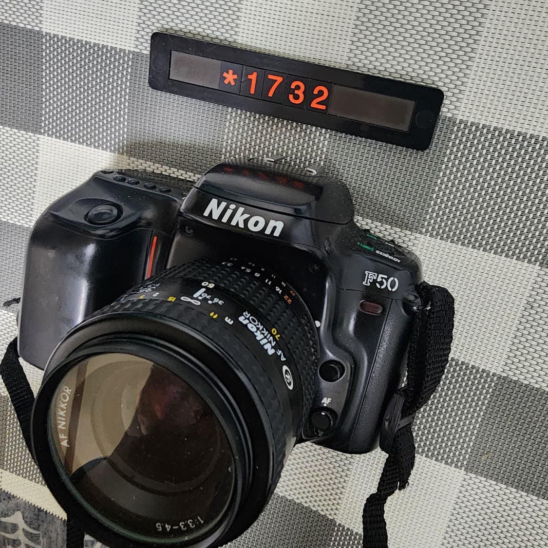 니콘 F 50 필름카메라 35-70미리 줌렌즈 상품이미지2