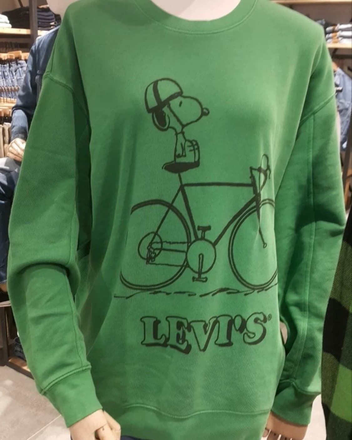 리바이스 X 스누피 맨투맨 XS 오버사이즈 스웨트셔츠 상품이미지2