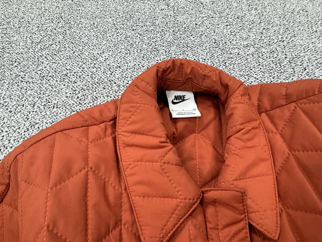 나이키 에센셜 퀼팅 우븐자켓 상품이미지4