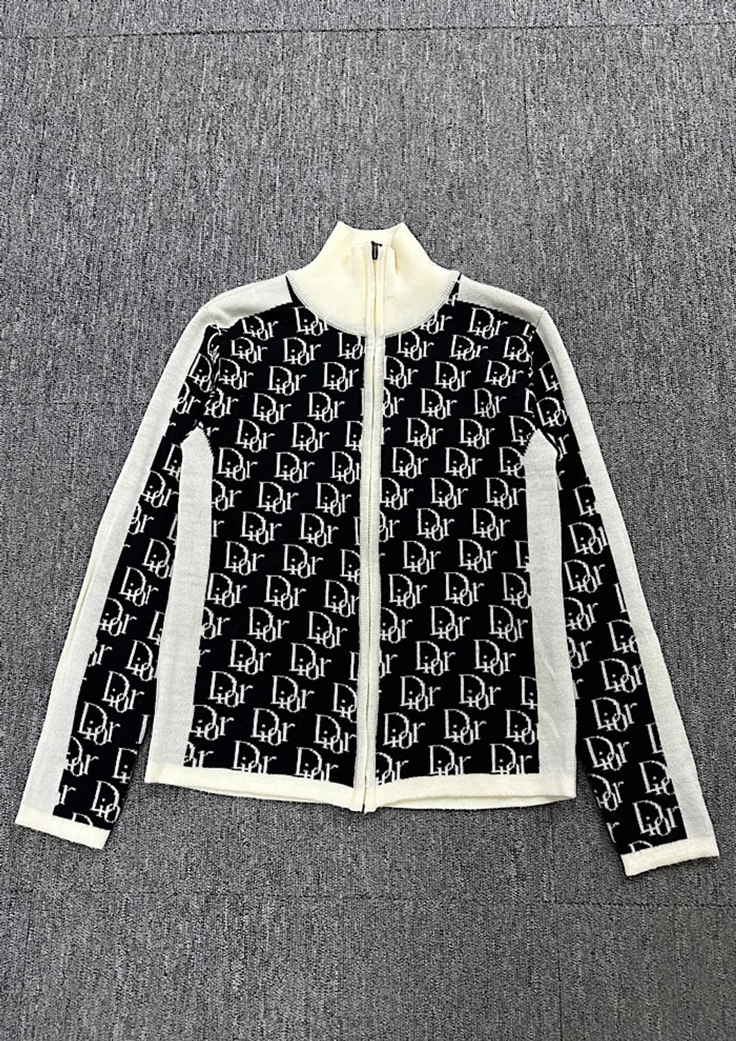 크리스찬 디올 니트 집업  상품이미지1