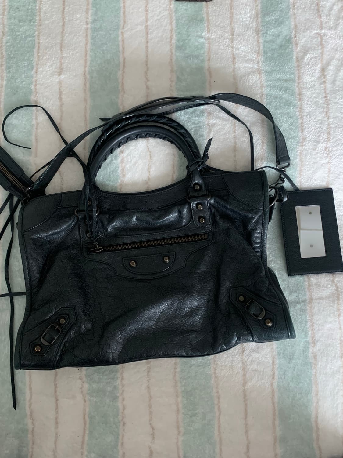 발렌시아가 시티백 모터백 미듐 정품 블랙  상품이미지3