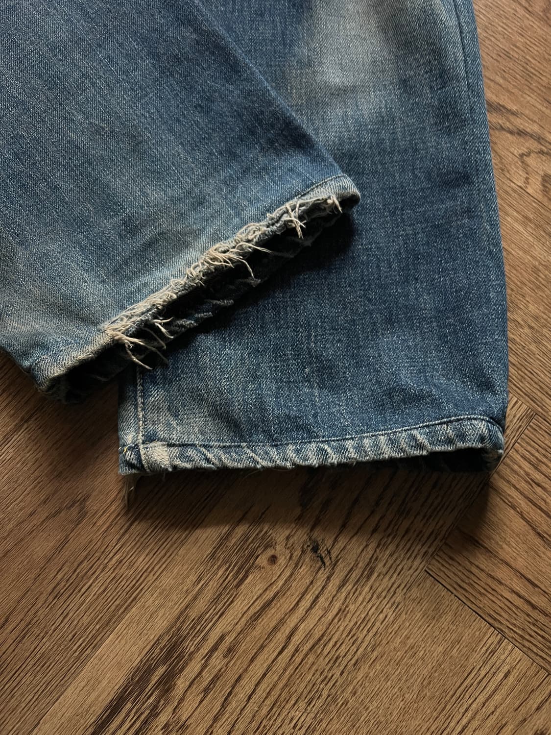[30]90's 리바이스 LVC 초판 702XX 데님 팬츠(수선) 상품이미지4