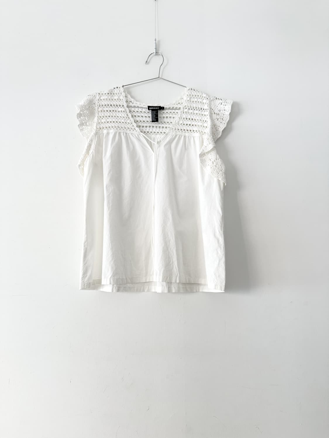 DKNY semi fly punching top 상품이미지1