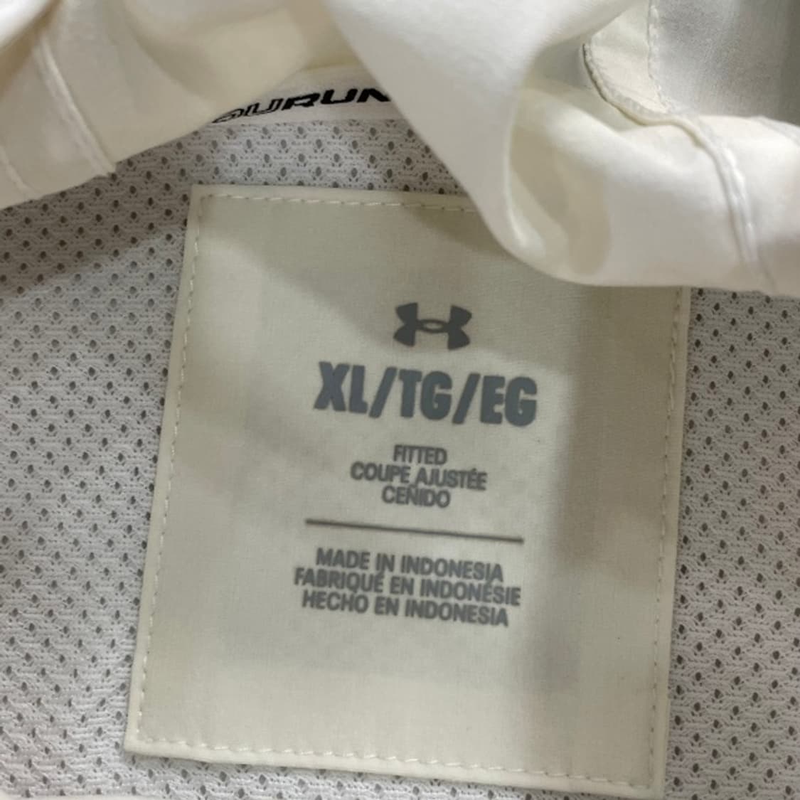 105 언더아머 바람막이  상품이미지3