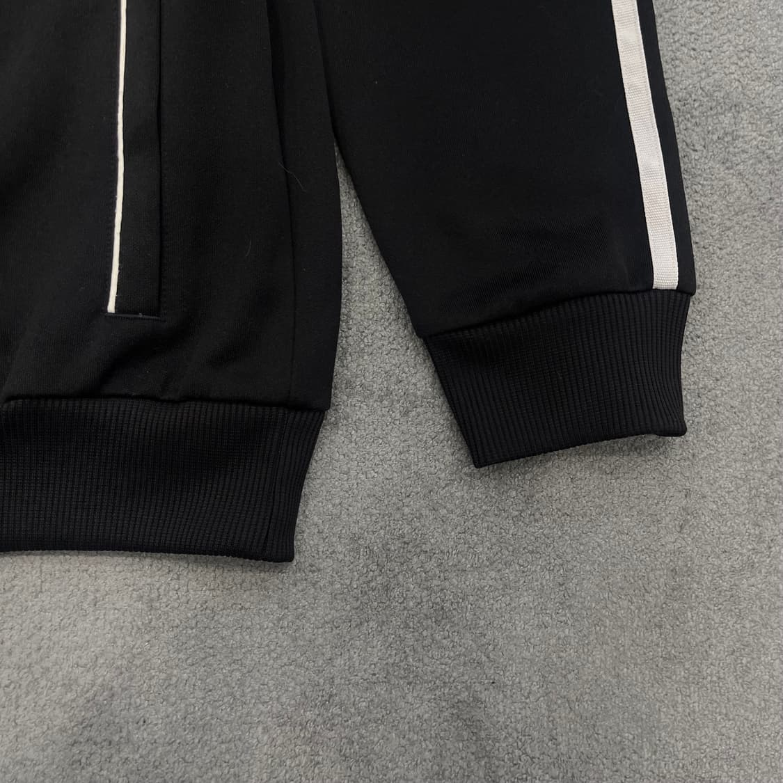L 푸마 블랙 트랙 자켓 화이트 라인 상품이미지3