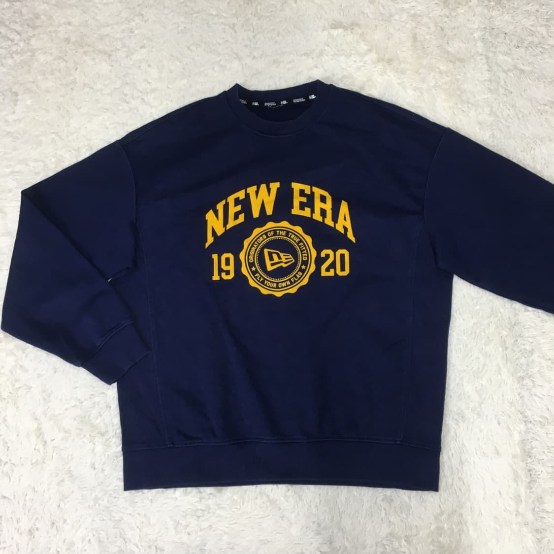 뉴에라 빅로고 맨투맨 BB27 상품이미지1