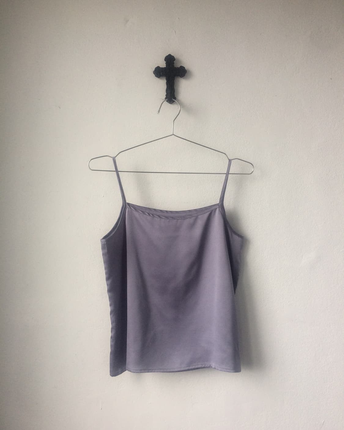 Glossy sleeveless 상품이미지1