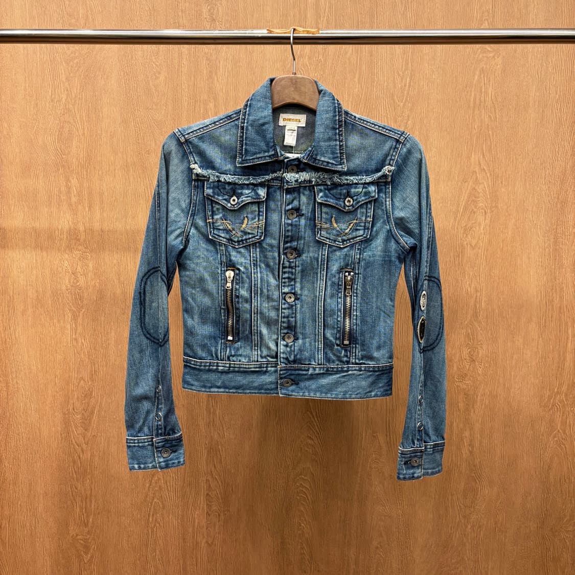 디젤 트러커 데님 자켓 백프린트 집업 포켓 디테일 빈티지 블루 상품이미지2