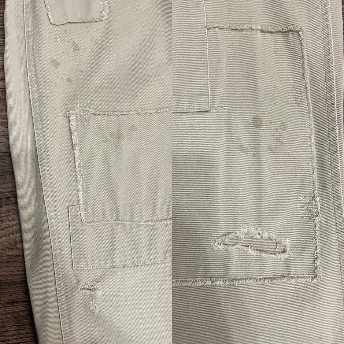 폴로 디스트레스드 리페어드 패치워크 치노 팬츠 상품이미지3