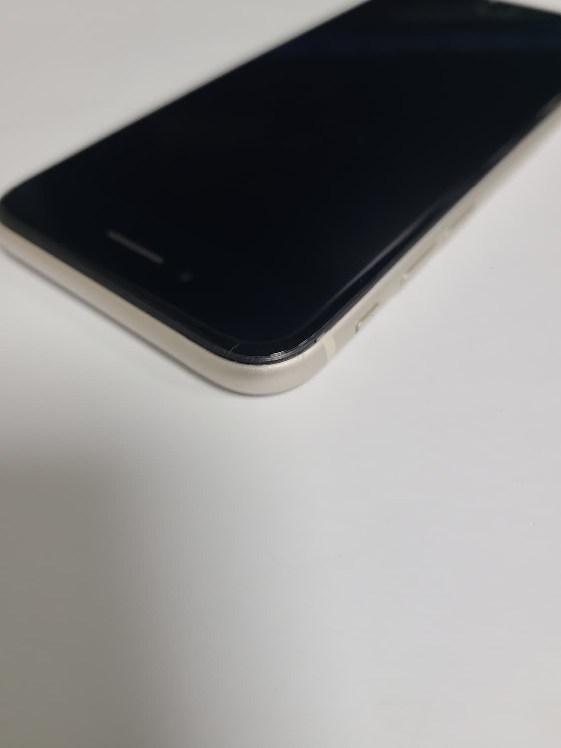 아이폰se3 화이트 64G 상품이미지6