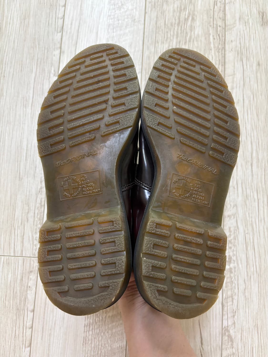 닥터마틴 아드리안 체리우드 270 상품이미지6