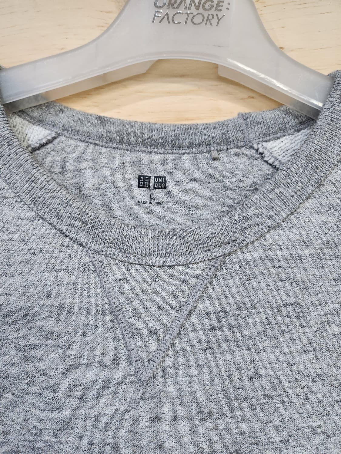 684) 유니클로 남성 기모 맨투맨 상품이미지3