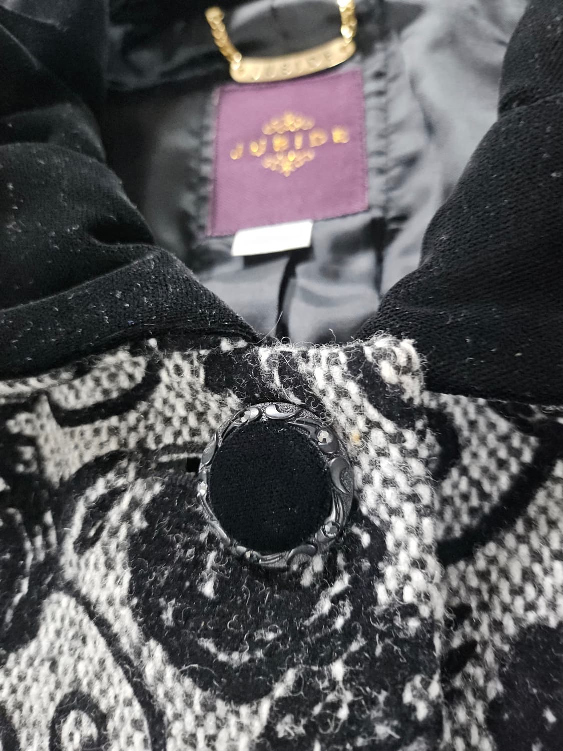 주비드  플라워 패턴 블랙 코트  88 상품이미지2