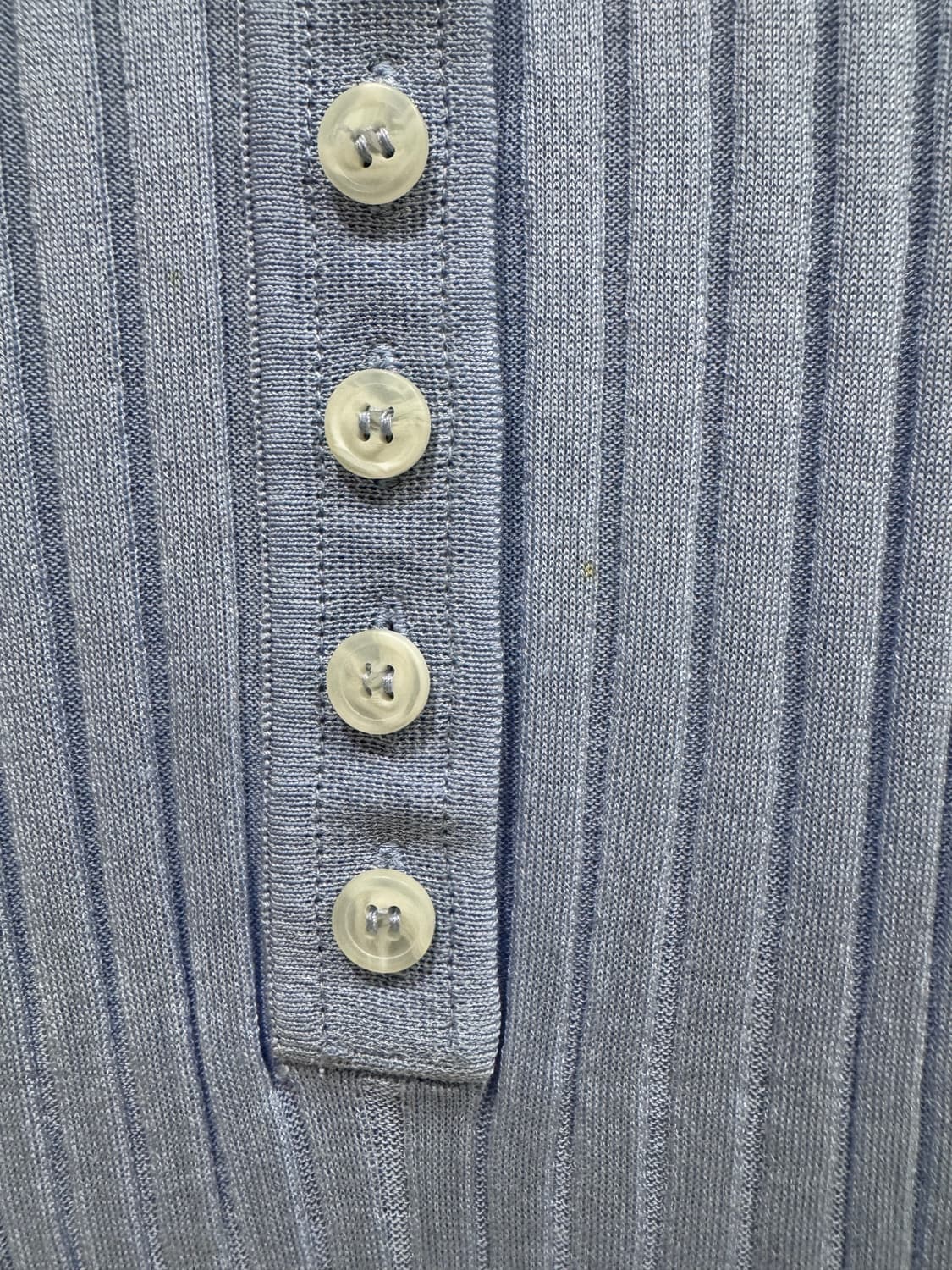 리 매튜스 하늘색 골지 카라 니트 상품이미지5