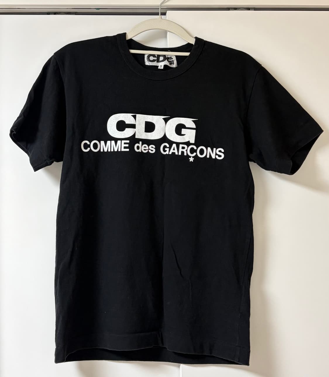 CDG 로고 티셔츠 블랙 상품이미지2