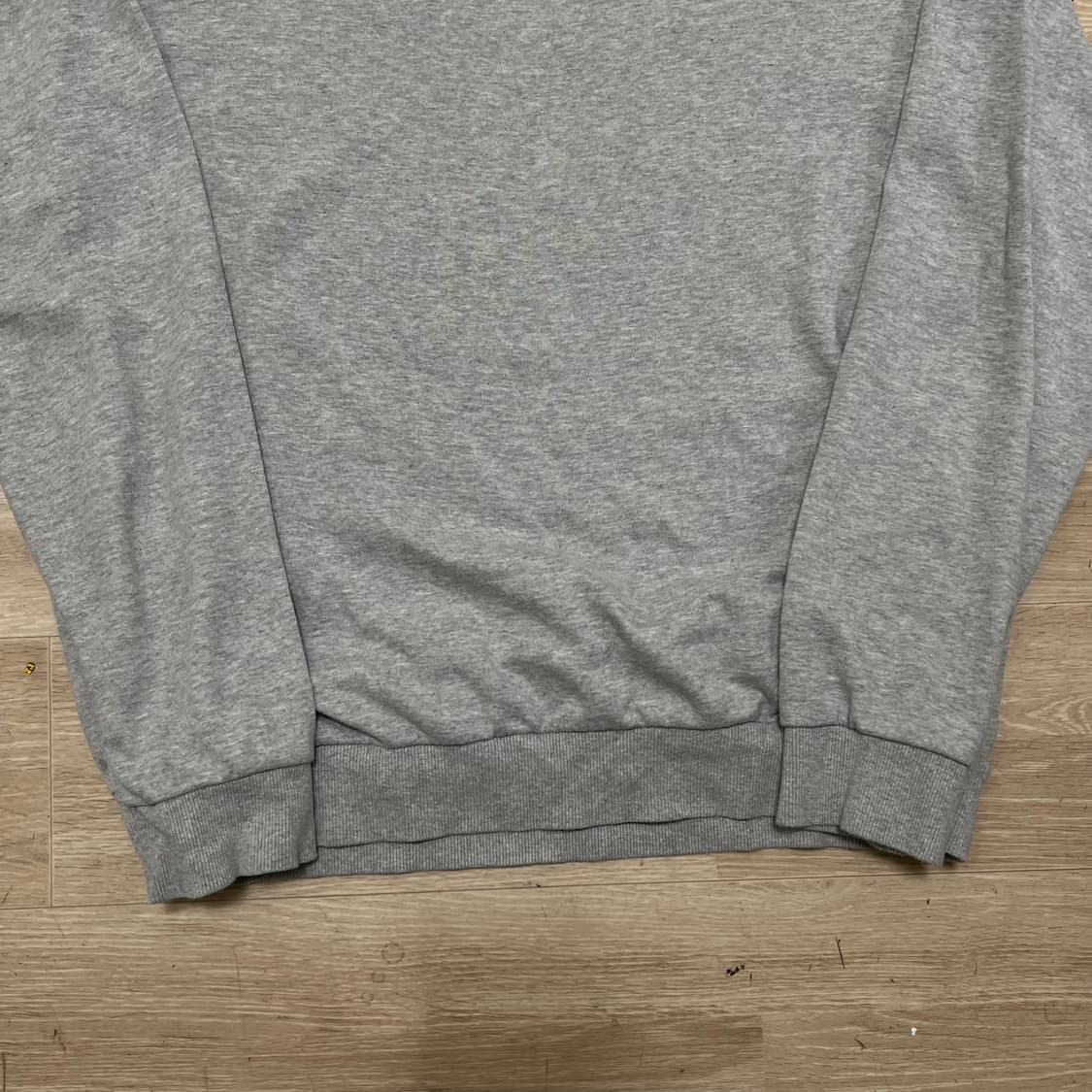 메종키츠네 폭스헤드 자수로고 맨투맨 크루넥 티려츠 [그레이] 52 상품이미지3