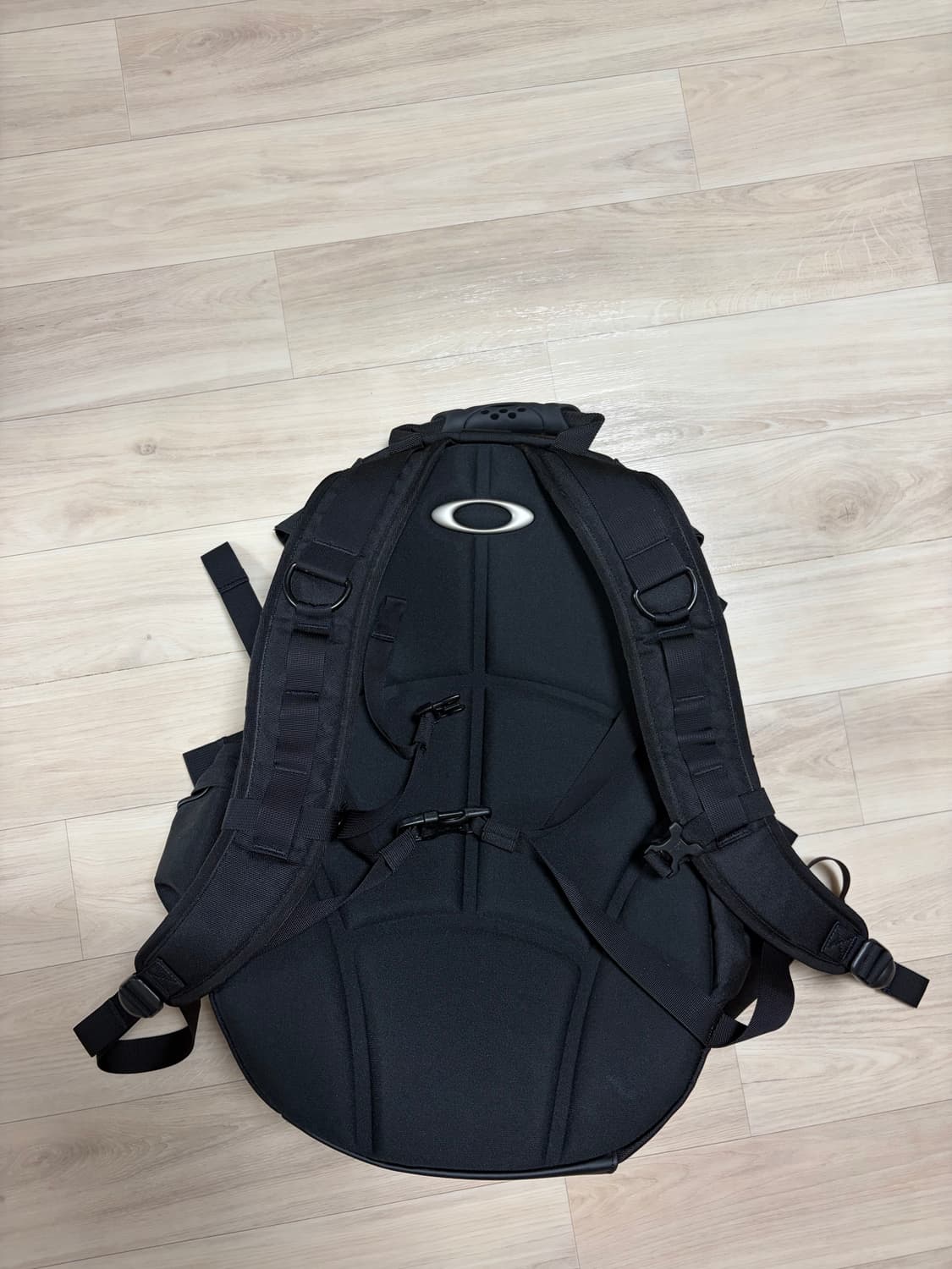 오클리 아이콘백팩 상품이미지2