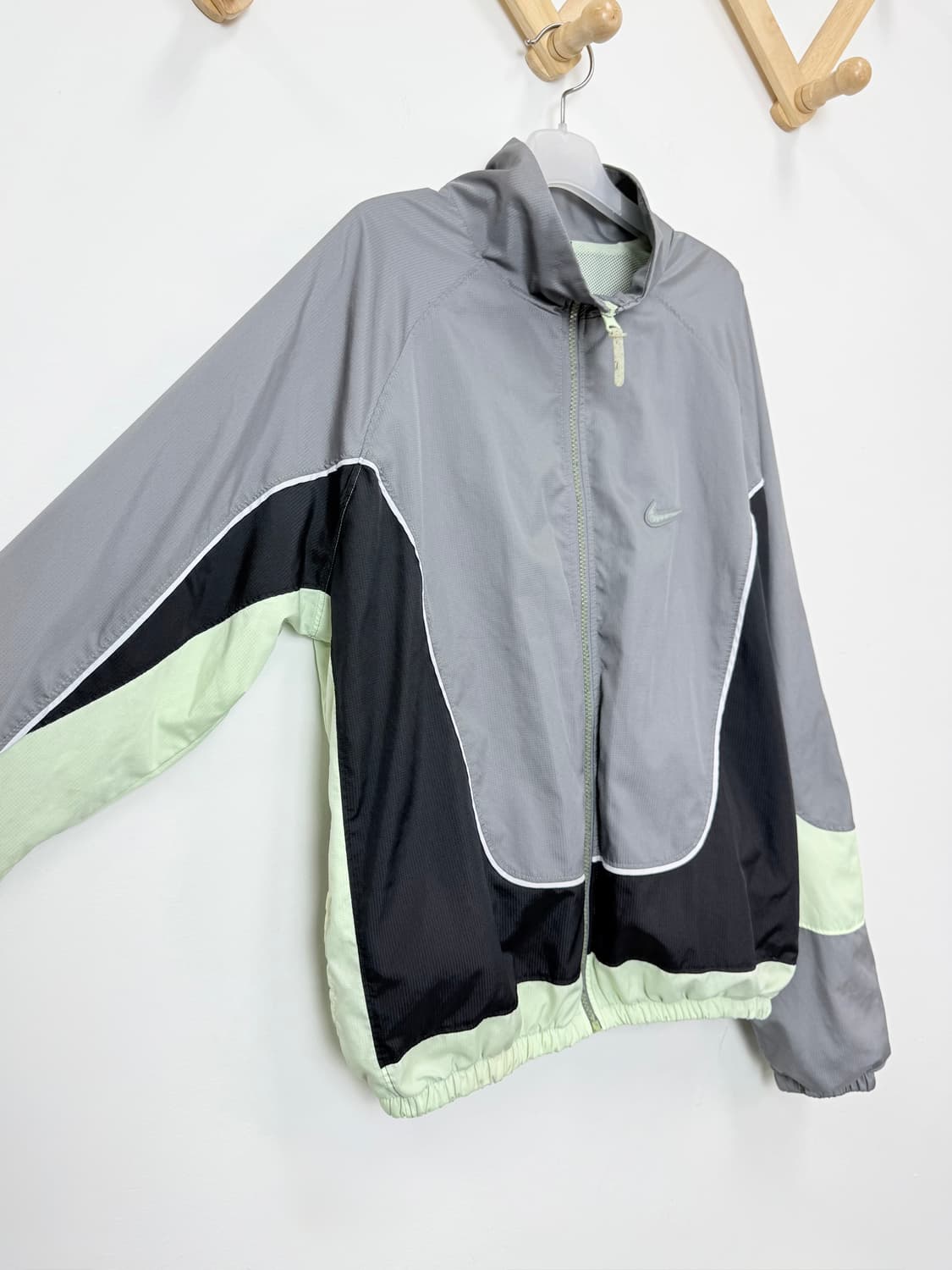 나이키 스로우백 윈드브레이커 자켓 상품이미지4