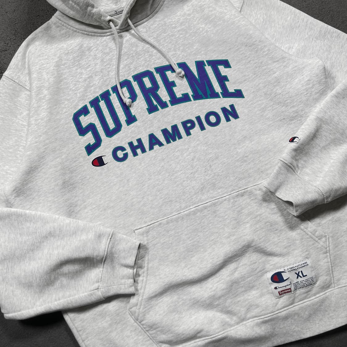 Supreme x Champion 슈프림 챔피온 17ss 빅로고 후드티 상품이미지2