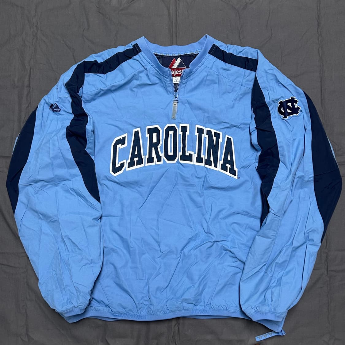 마제스틱 노스캐롤라이나 대학 웜업 XL 상품이미지1