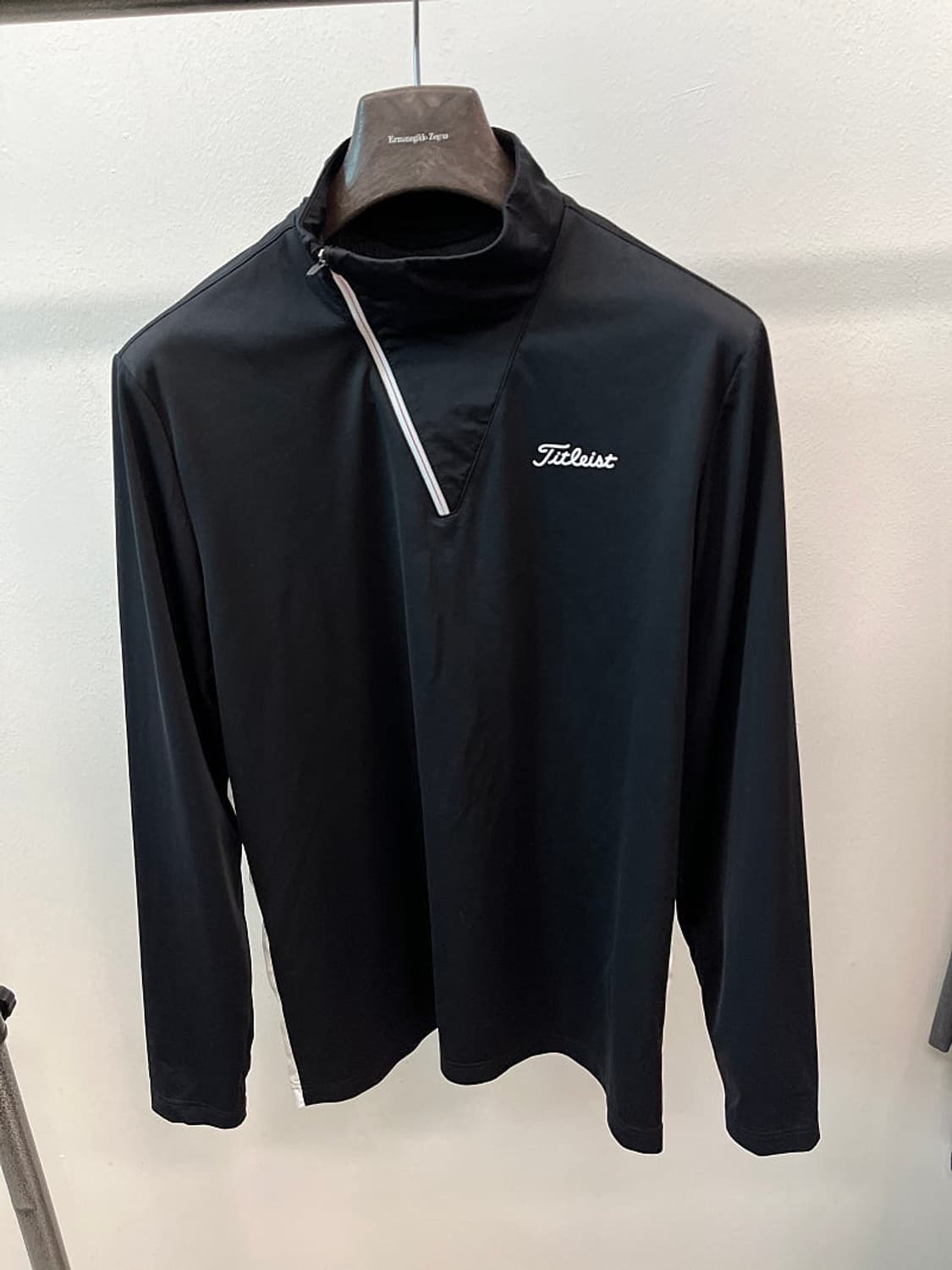 105) 타이틀리스트 기능성 사선집업  상품이미지3