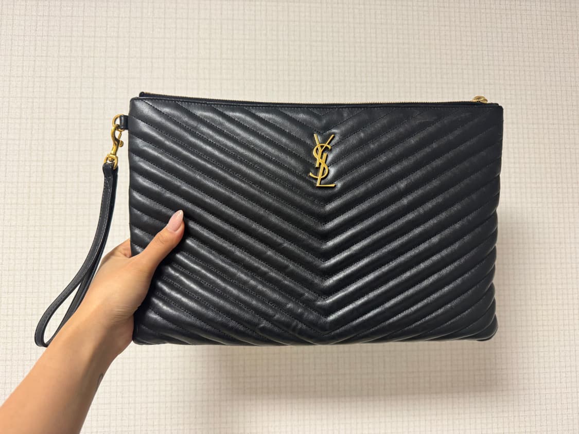 생로랑 클러치 금장 라지 상품이미지1