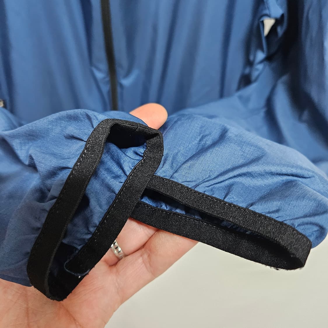 유니클로 x 띠어리 바람막이 점퍼 S 상품이미지4