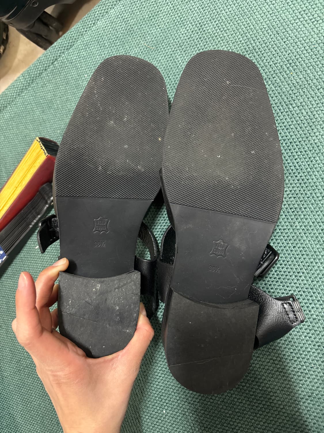 Lfm 렉스핑거마르쉐 피셔맨 샌들 235사이즈 블랙 5회미만착용 상품이미지4