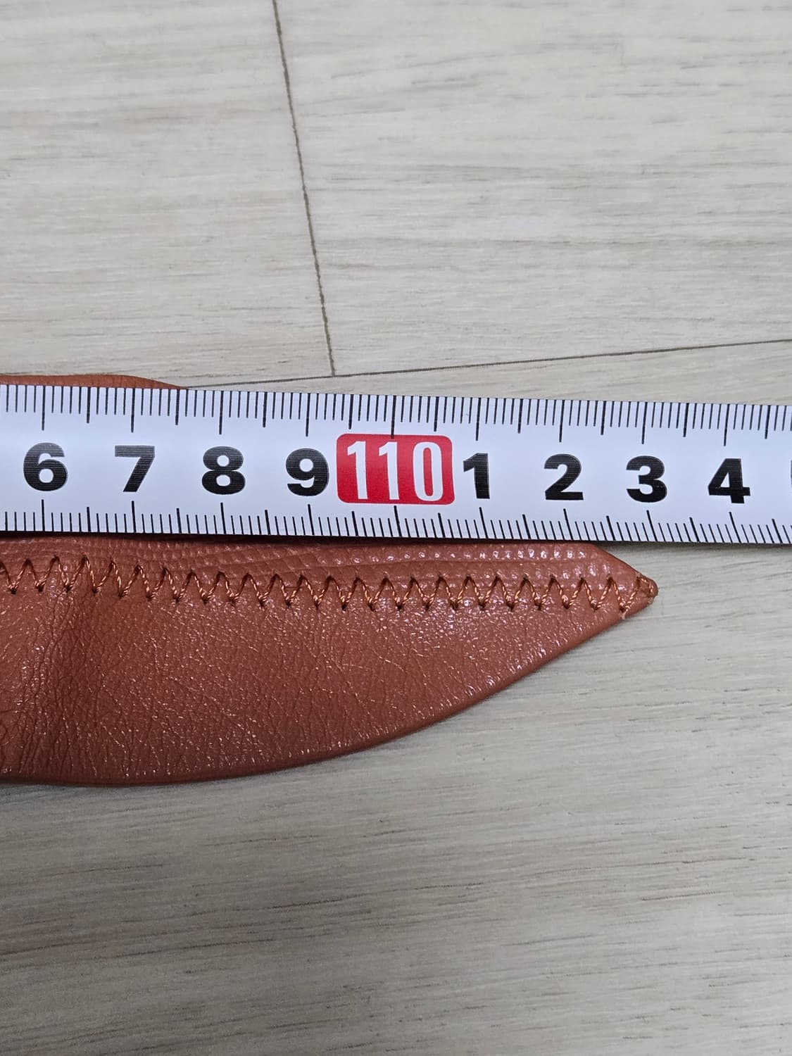 빈티지 브라운 레더 벨트
핸드 스티치 디테일 상품이미지5