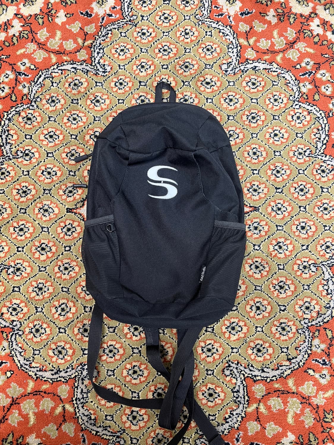 오드스튜디오 ODD X SORANO 커브드 스포티 백팩 상품이미지1