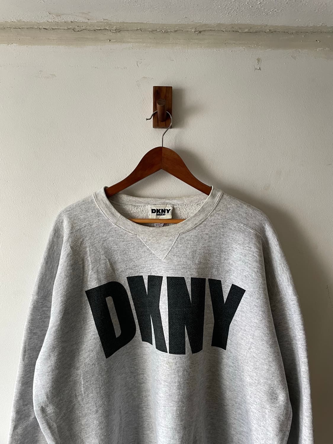 90‘s USA Vintage DKNY Sweatshirt 상품이미지2